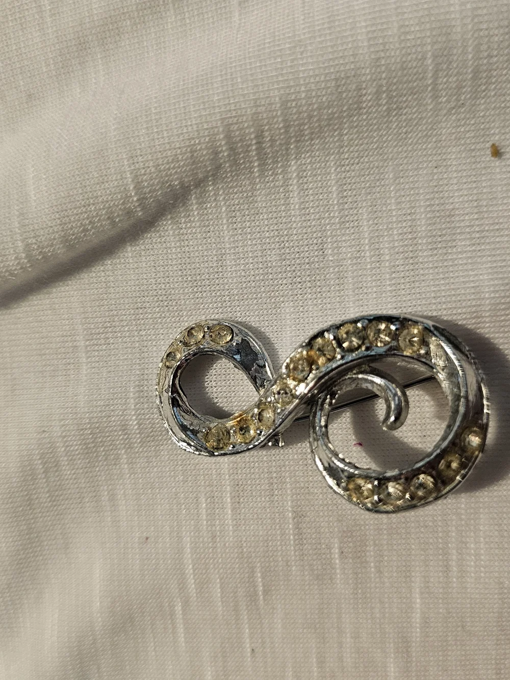 Vintage S Brooch with Champagne Crystals